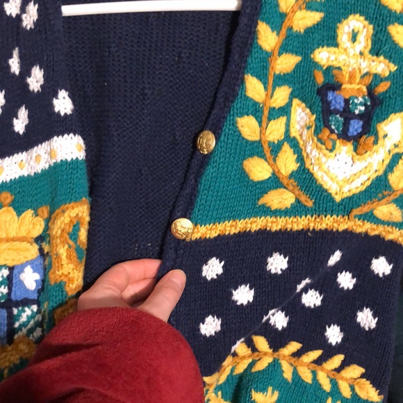 Vintage, hand knit layering top - Picture 2 of 3